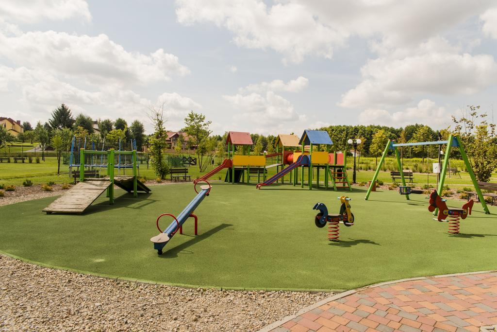 Hotel - Restauracja Platan Sędziszów Małopolski Extérieur photo