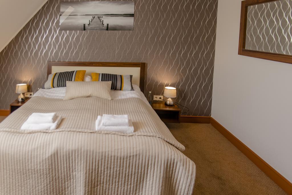 Hotel - Restauracja Platan Sędziszów Małopolski Extérieur photo