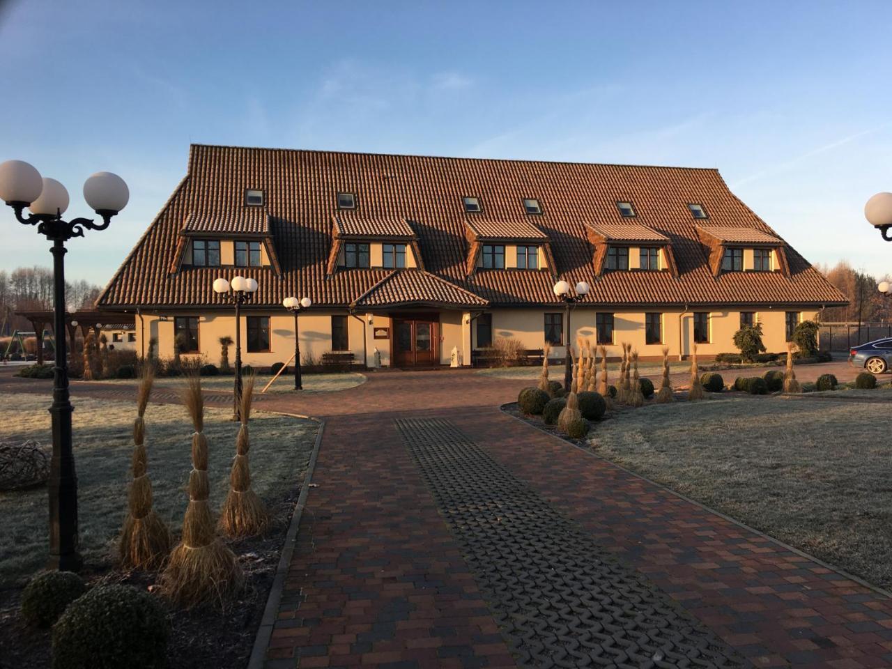 Hotel - Restauracja Platan Sędziszów Małopolski Extérieur photo
